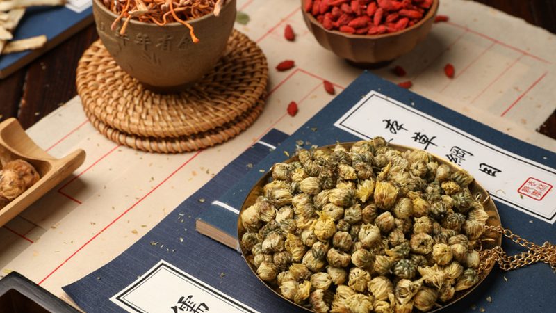 刮痧工具套装选购指南：从材质到使用流程全解析**